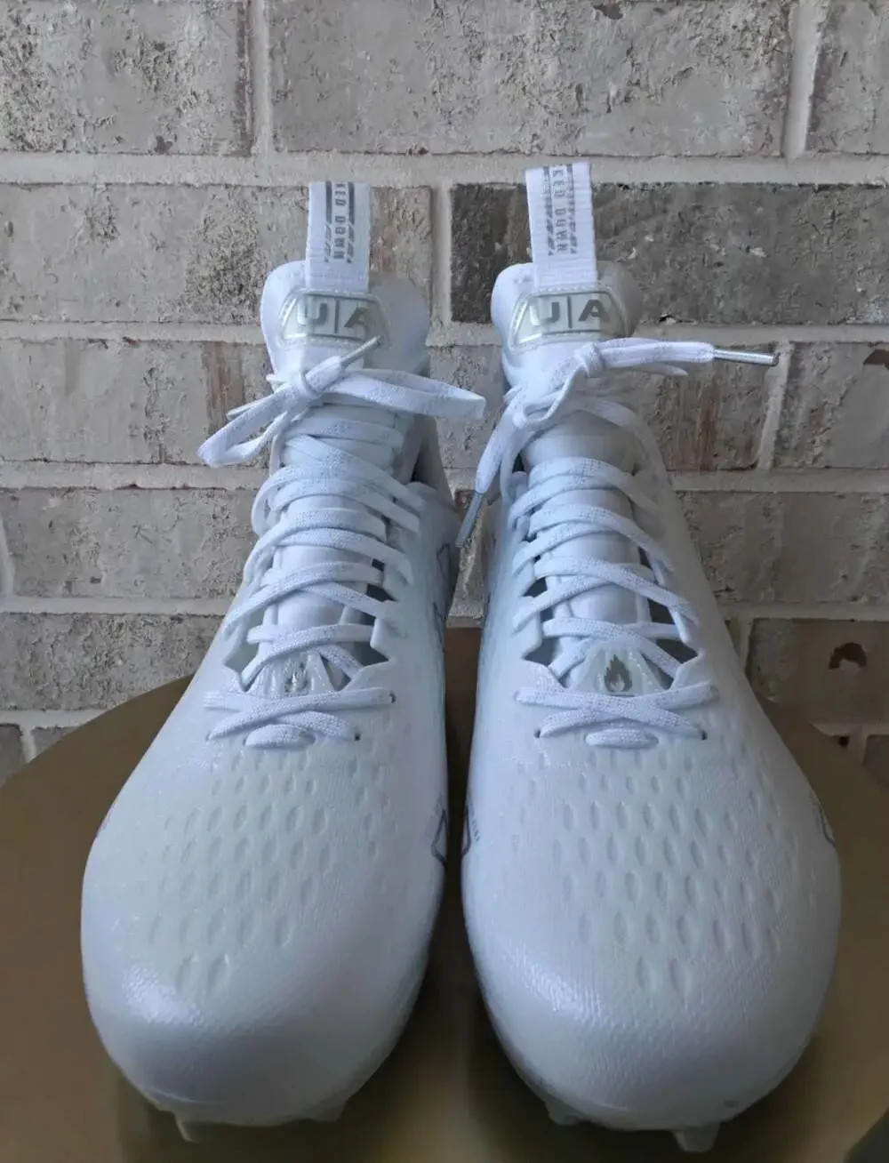 Under Armour Spotlight Lux MC 2.0 Football Cleats